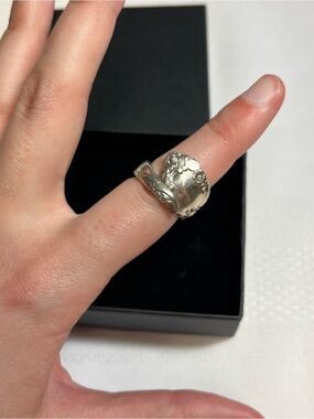 Spoon wrap ring. BALLAD
Size 5
Minimalist classic